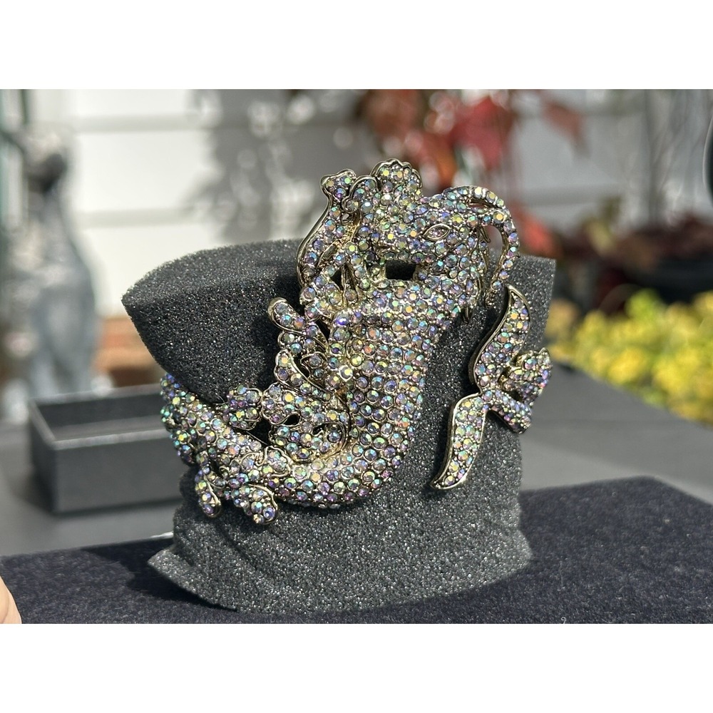 New Authentic Heidi Daus‎ "Logical Choice" Crystal Critter Bracelet cuff bangle